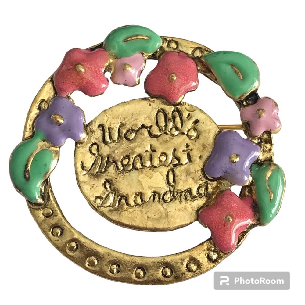 Vintage Grandmother Flower Circle Brooch Pin Gold Tone Grandma Mothers Day Gift